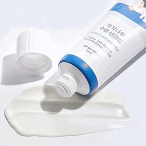 [ROUND LAB] Birch Juice Moisturizing Sun Cream 50ml – Image 3